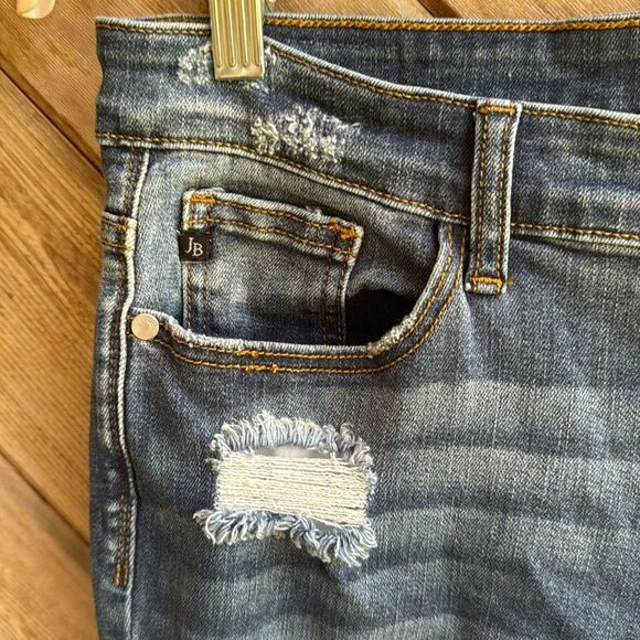 Judy Blue distressed ripped leopard cheetah skinny fit jeans size 11/30 - Picture 3 of 8